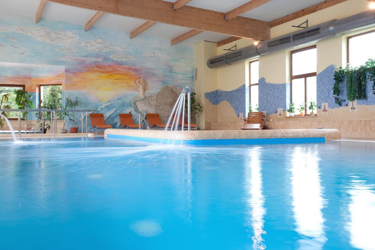 Jantar-Spa Kompleks Wypoczynkowo-Rehabilitacyjny Niechorze Bagian luar foto